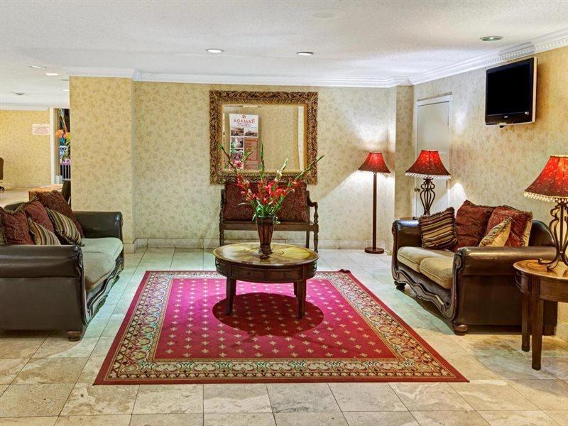 Ramada Overland Park Mission Екстер'єр фото